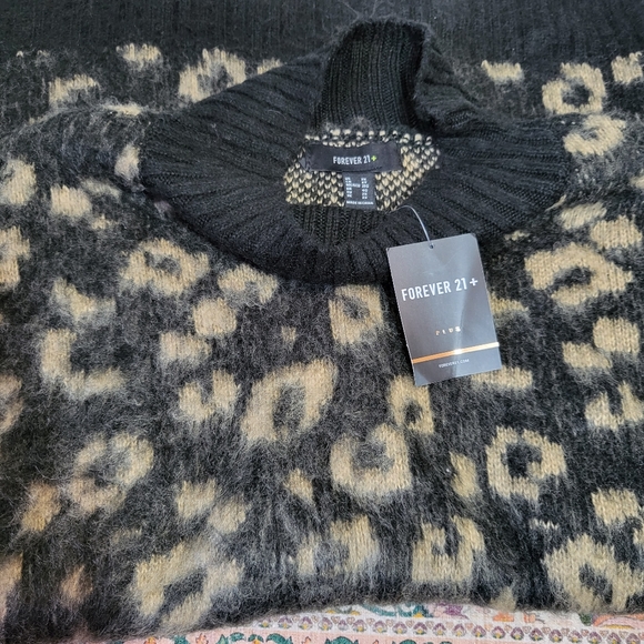 NWT FOREVER 21+ Size 2X Leopard Print Sweater Closet Staple Classic Mock Neck - Picture 10 of 13